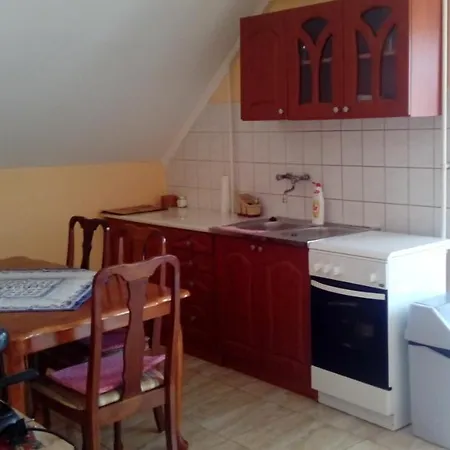Kwatera prywatna Napsugar Apartmanhaz *