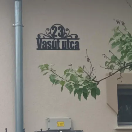 Napsugar Apartmanhaz Balatonlelle