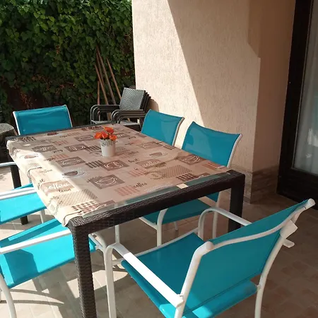 Napsugar Apartmanhaz * Balatonlelle