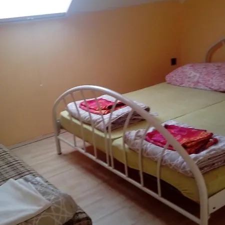 Napsugar Apartmanhaz Homestay Balatonlelle