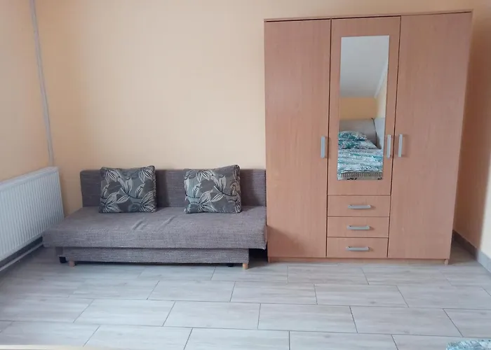 Napsugar Apartmanhaz בית אירוח *