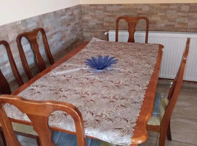 Napsugar Apartmanhaz *