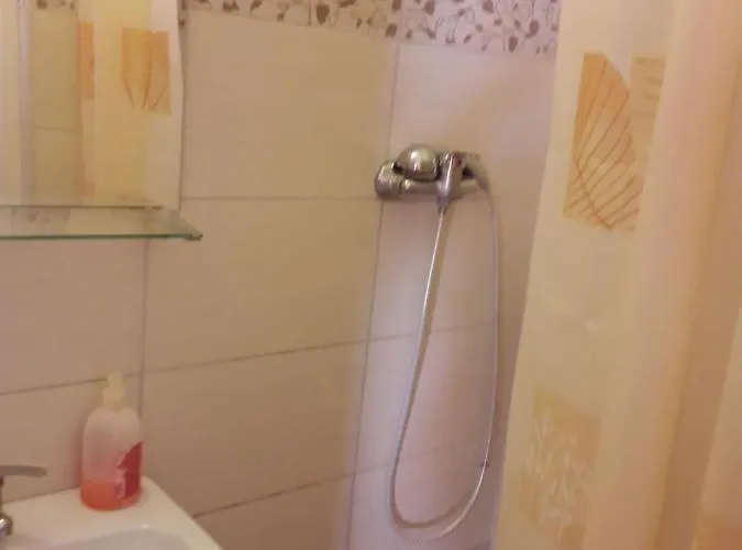 Napsugar Apartmanhaz בית אירוח *