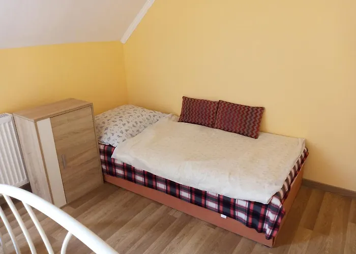 Napsugar Apartmanhaz בית אירוח