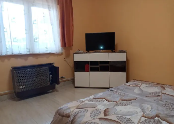 Napsugar Apartmanhaz *