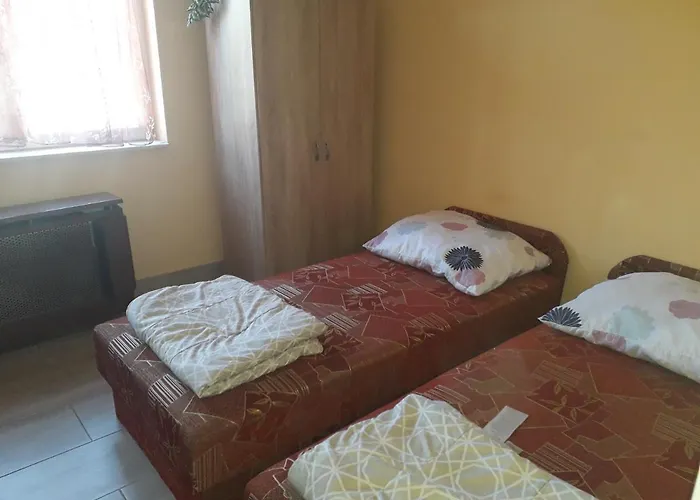 Privatunterkunft Napsugar Apartmanhaz *