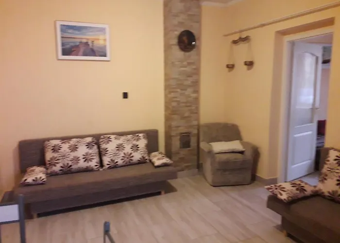 Privatunterkunft Napsugar Apartmanhaz