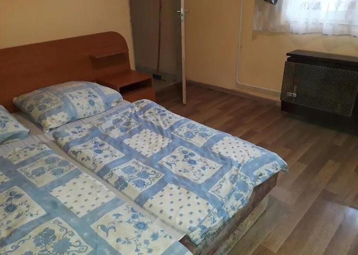 Napsugar Apartmanhaz Privatunterkunft
