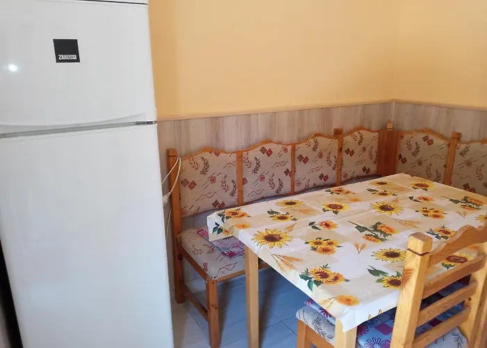 Napsugar Apartmanhaz * בלטונללה