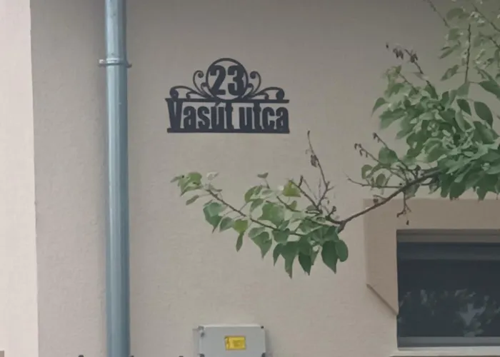 Napsugar Apartmanhaz Balatonlelle