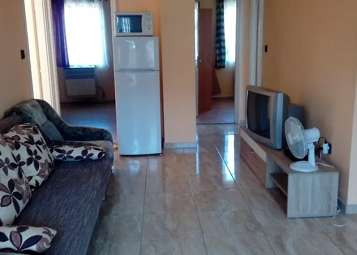 Napsugar Apartmanhaz * Balatonlelle